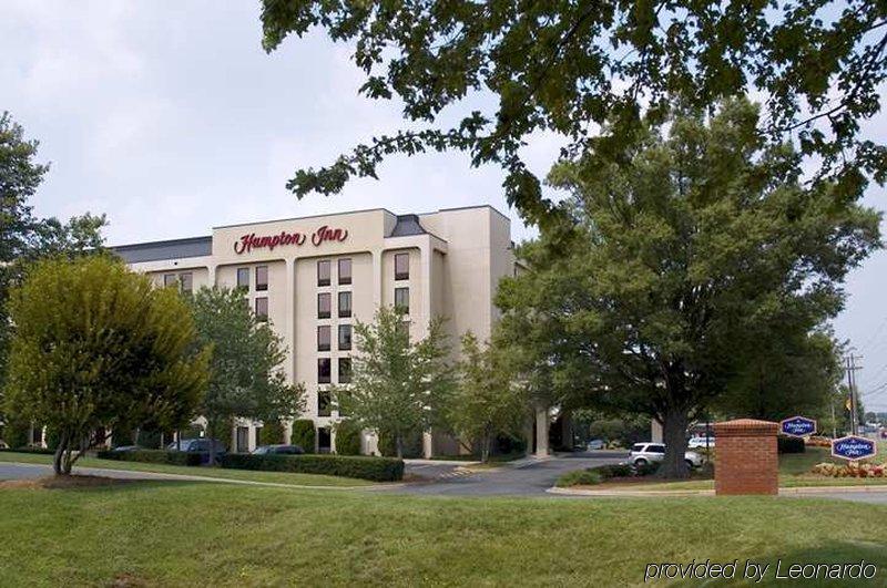 Hampton Inn Charlotte University Place Exteriör bild